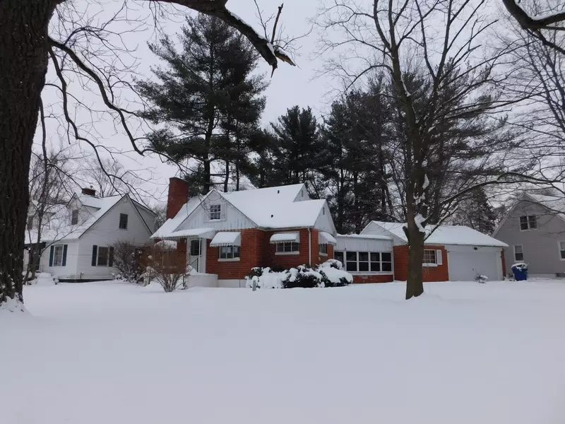 1547 Ogden Avenue, Benton Harbor, MI 49022