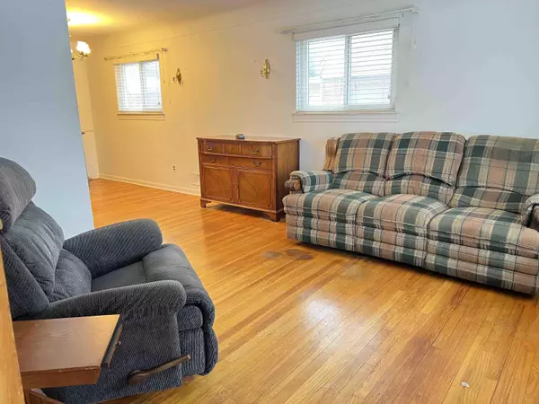 Trenton, MI 48183,2341 Westfield Road