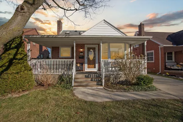 3311 Birchwood W Street, Trenton, MI 48183