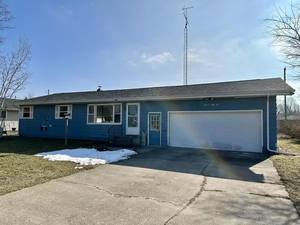 1636 S Cherry Drive, Stevensville, MI 49127