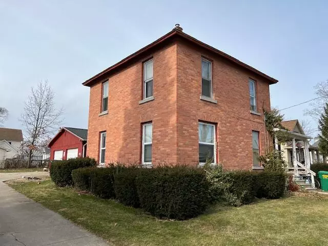 319 S Clay Street, Sturgis, MI 49091