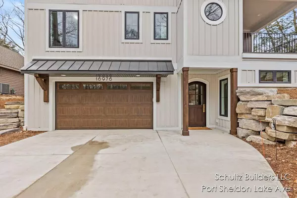 West Olive, MI 49460,16976 Lake Avenue