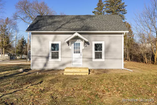 705 Washington Avenue, Lakeview, MI 48850