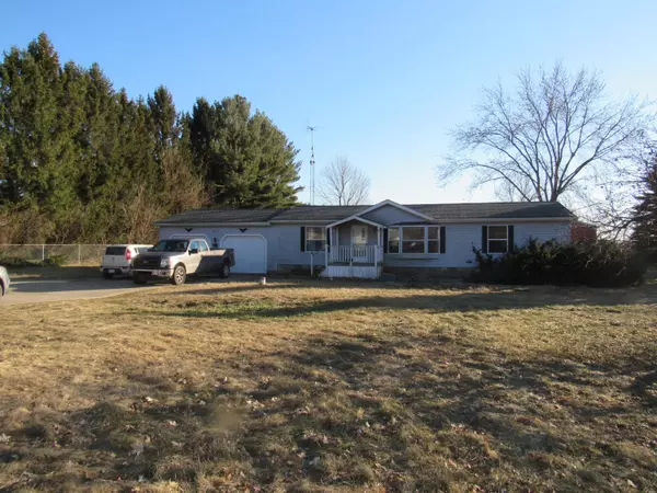 2900 W Drive S, Athens, MI 49011