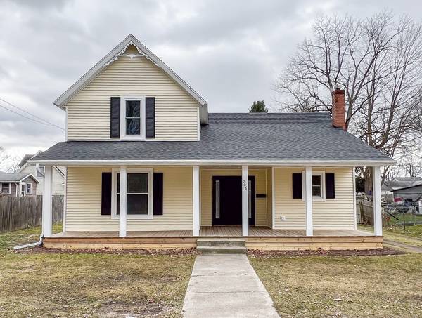 208 E Prairie Ronde Street, Dowagiac, MI 49047