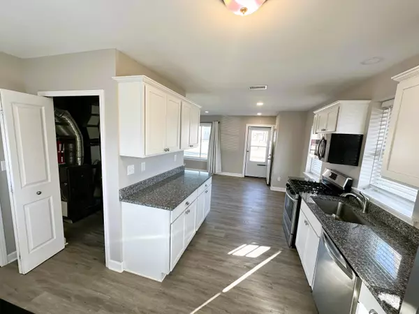 Madison Heights, MI 48071,1270 Kalama Avenue