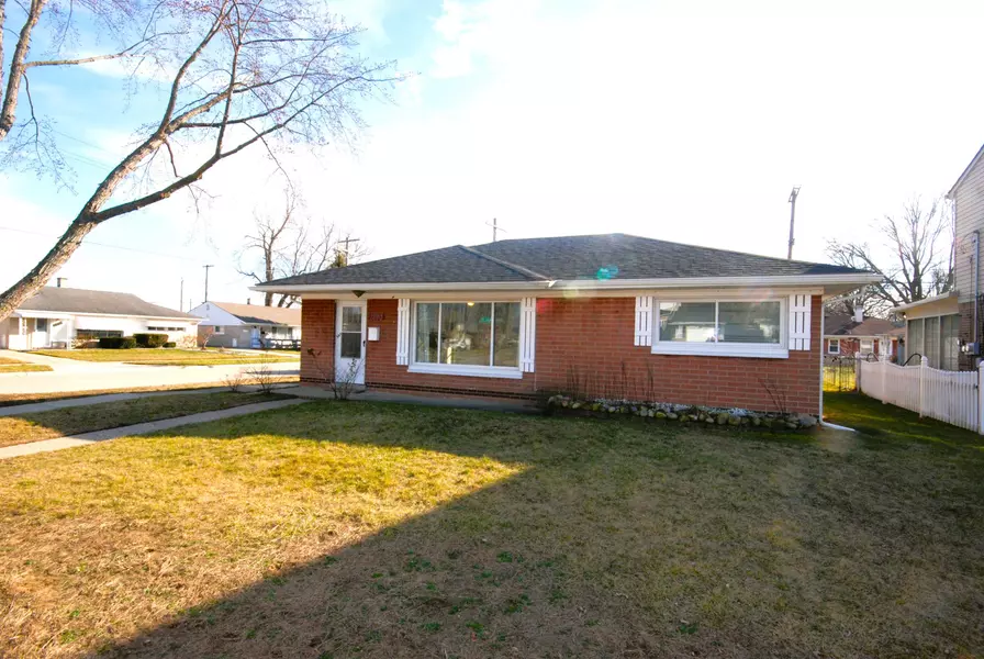 1270 Kalama Avenue, Madison Heights, MI 48071