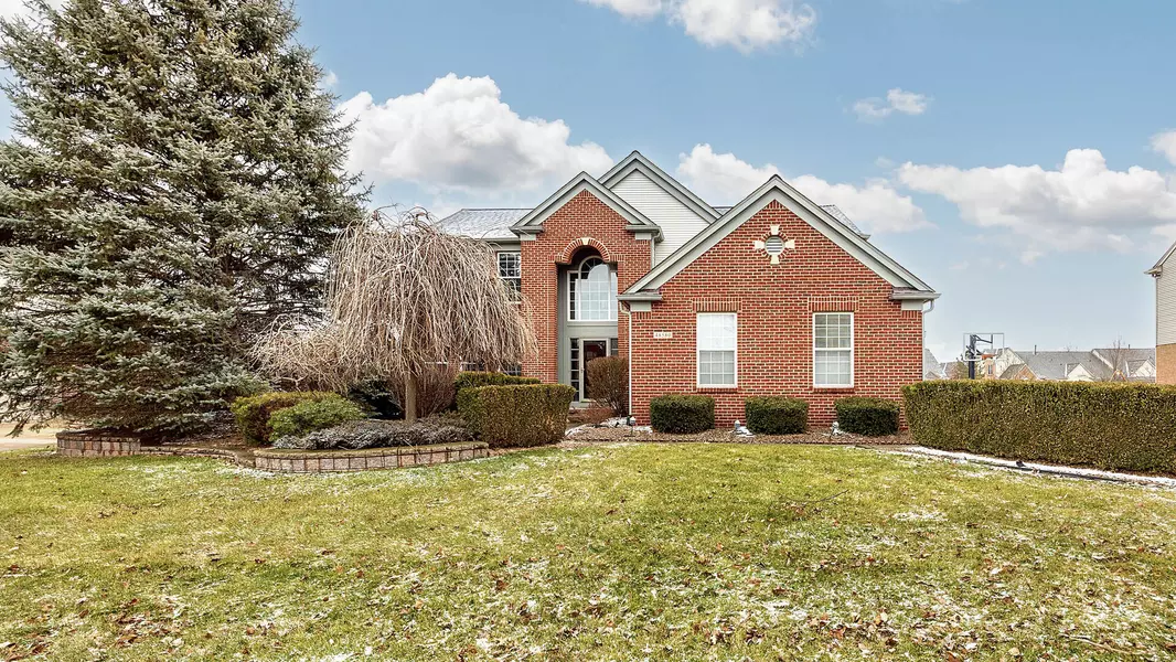 48580 Greenwich Circle, Canton, MI 48188