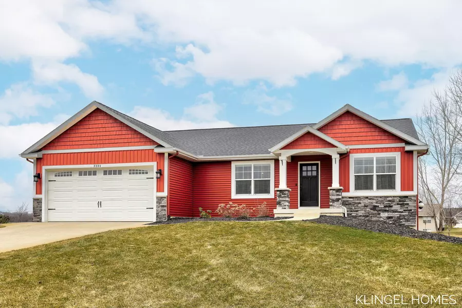 8884 Meadows Pointe Drive, Allendale, MI 49401