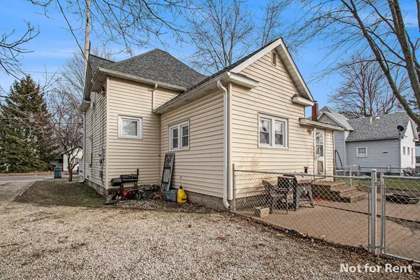 Sturgis, MI 49091,207 Grove Street