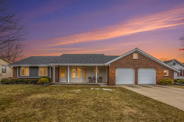 2332 Jamestown SE Drive, Kentwood, MI 49508