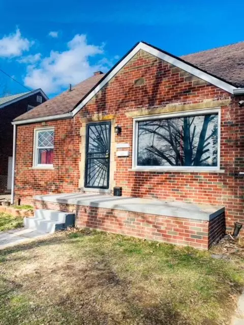 12862 Dresden Street, Detroit, MI 48205