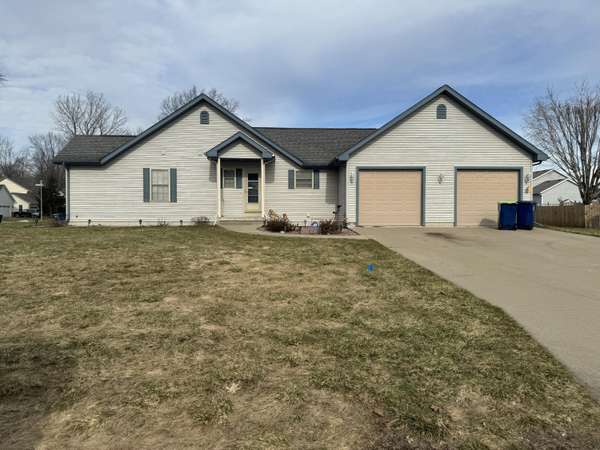 7754 Teaberry Drive, Freeland, MI 48623