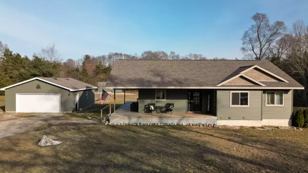 7162 Sleeper Avenue, Fremont, MI 49412