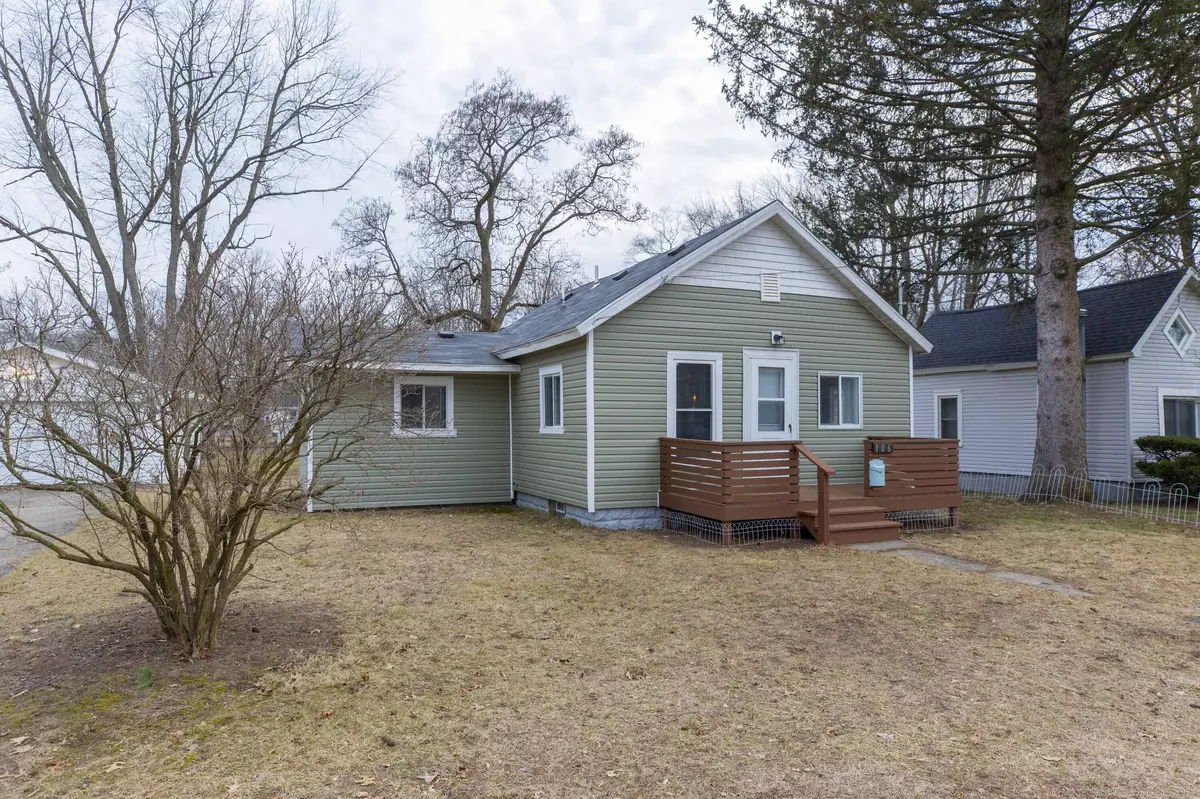 Dowagiac, MI 49047,106 Clyborn Street