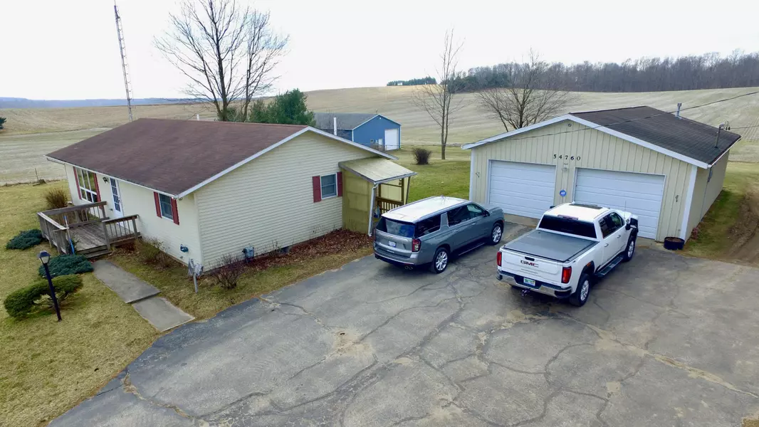 54760 Griffis Road, Cassopolis, MI 49031