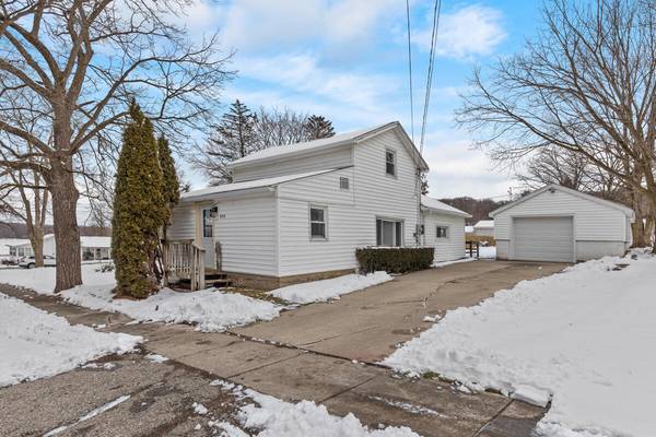 434 Tabor Street, Lyons, MI 48851