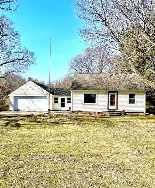 15486 Turner Road, Lansing, MI 48906