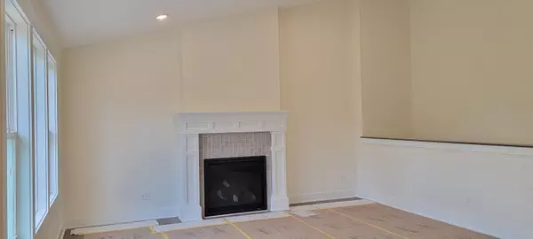 Lowell, MI 49331,1334 Kimber Drive #101