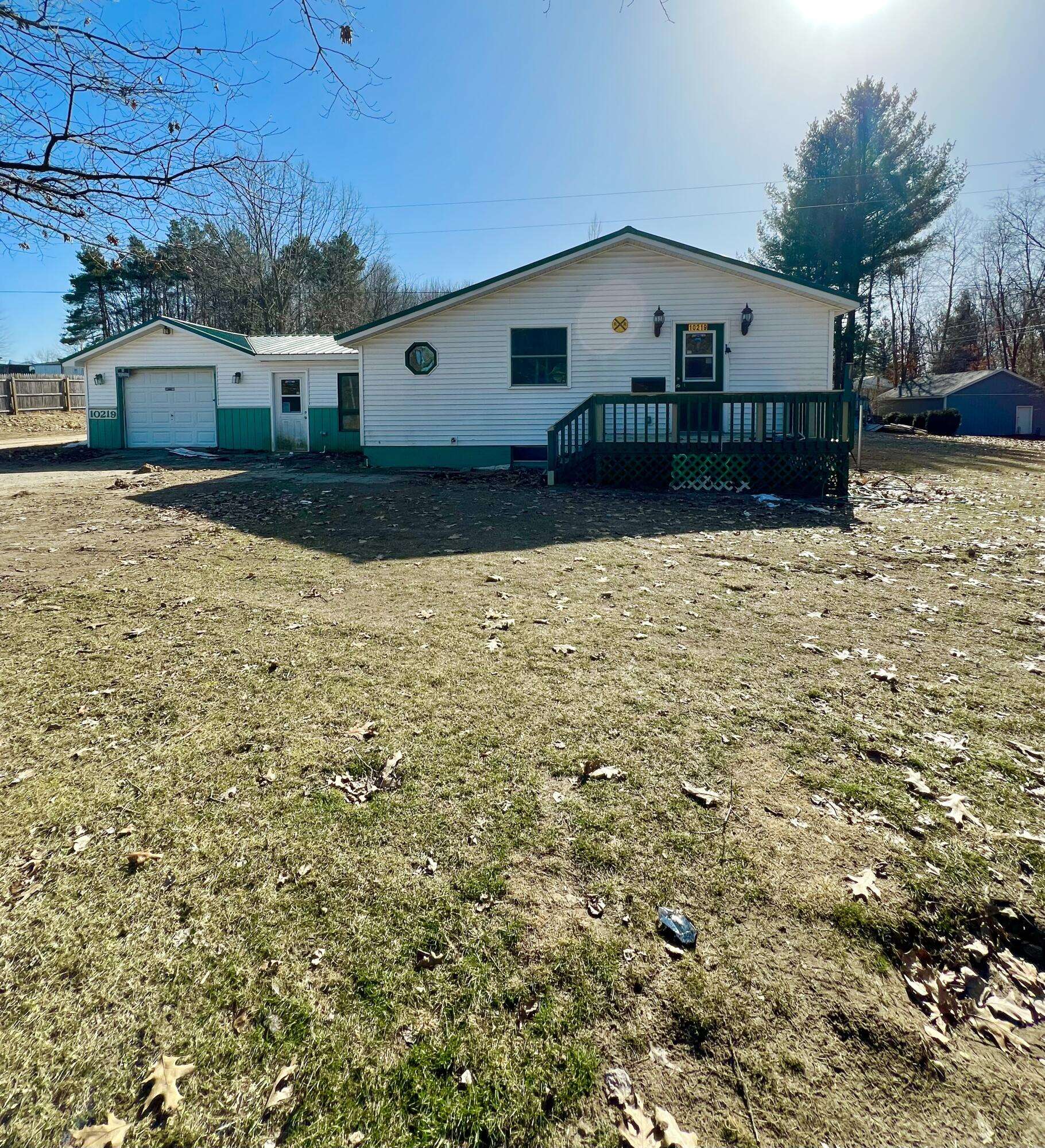 10219 W Sidney Road, Greenville, MI 48838