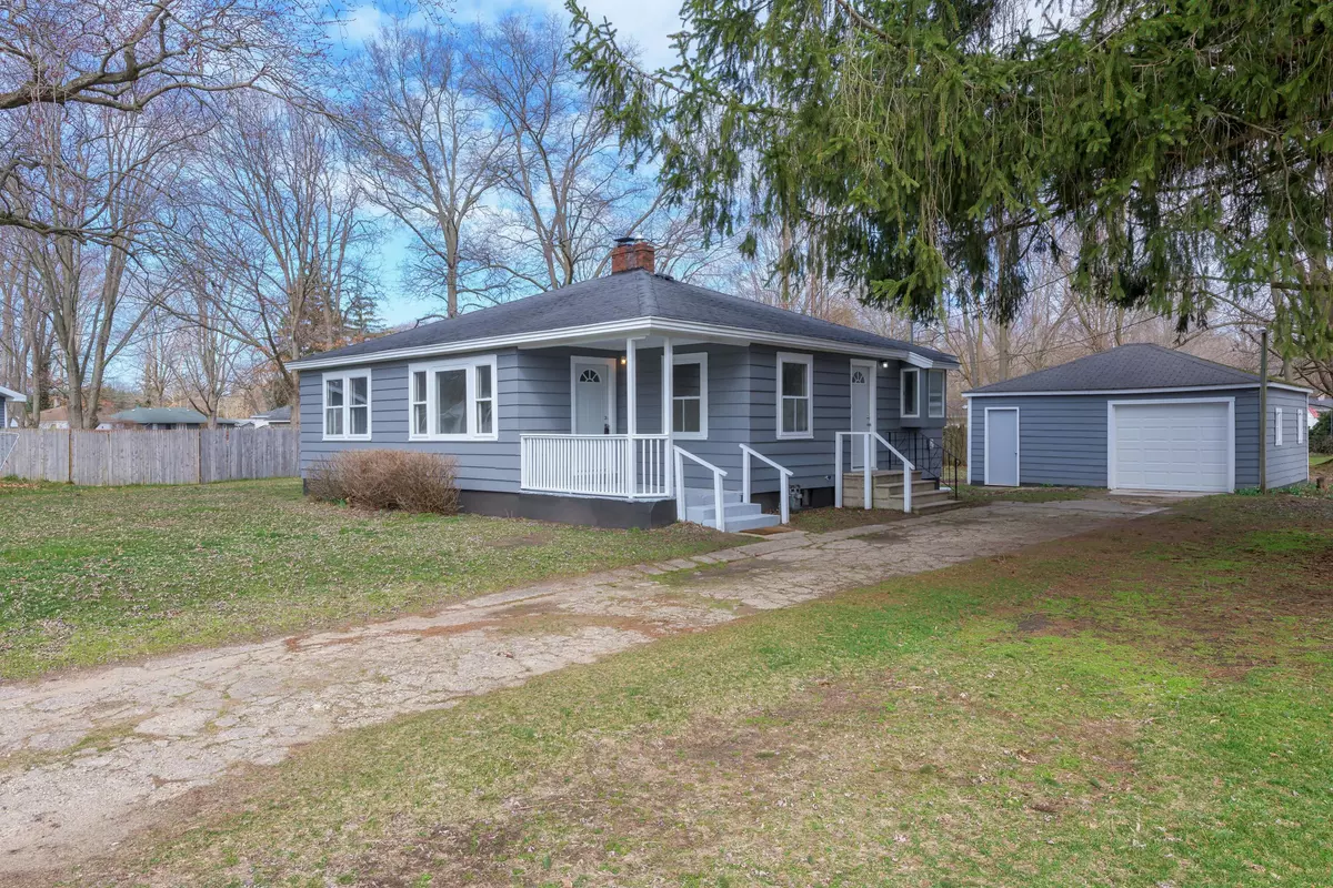 Coloma, MI 49038,6737 Hardwood Drive