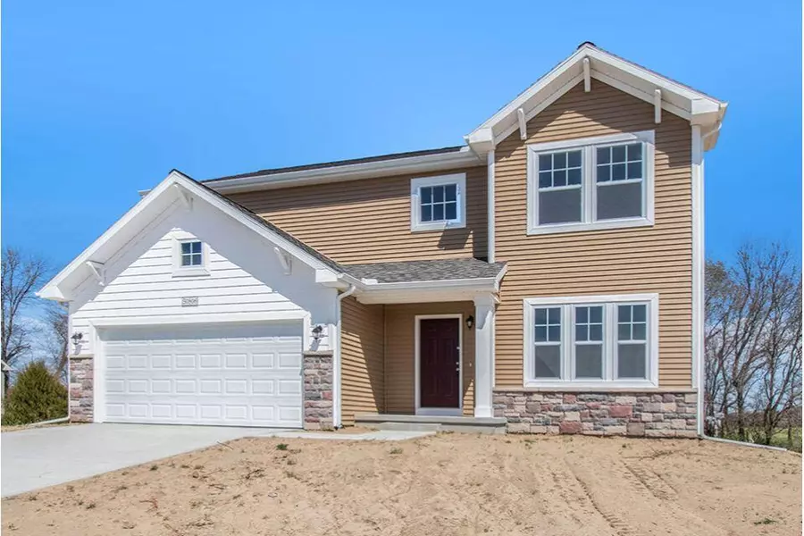 9424 Snow Valley SE Drive, Alto, MI 49302