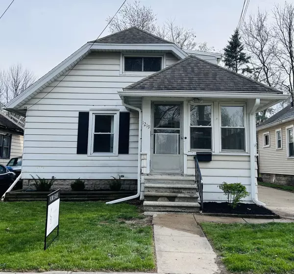 Lansing, MI 48910,1219 W Barnes Avenue