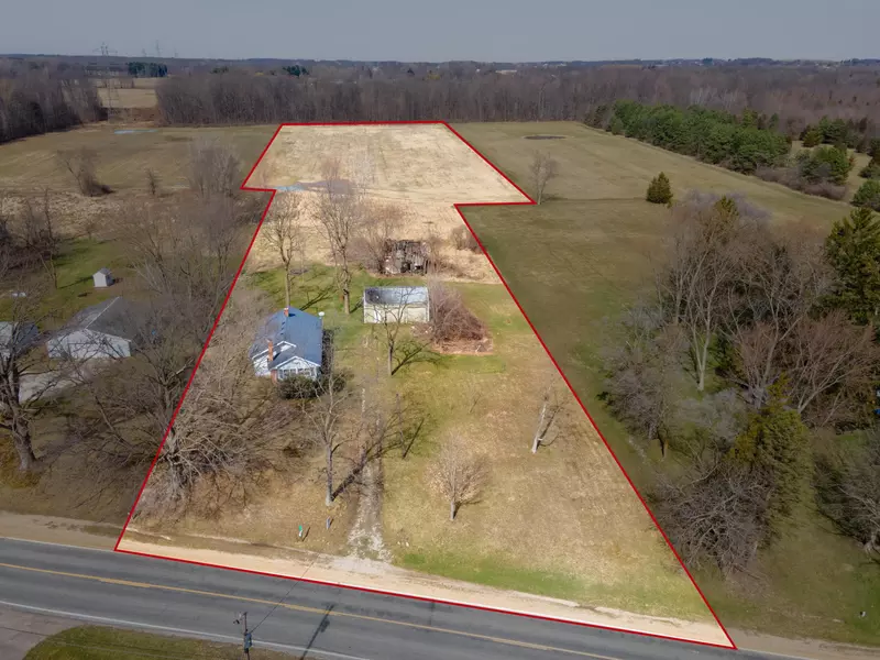 5389 Territorial Road, Benton Harbor, MI 49022