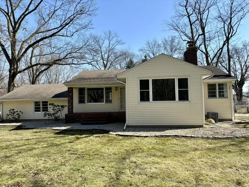 21879 Mason Street, Edwardsburg, MI 49112