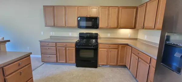 Grand Haven, MI 49417,15297 Broadmoor Place