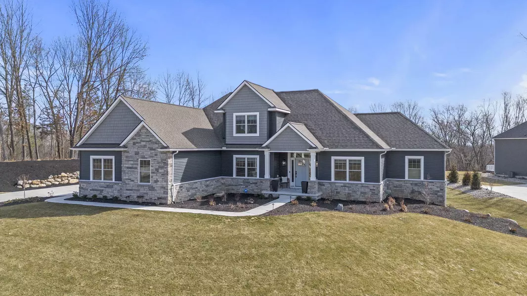 5841 Mountain Top Drive, Brighton, MI 48116