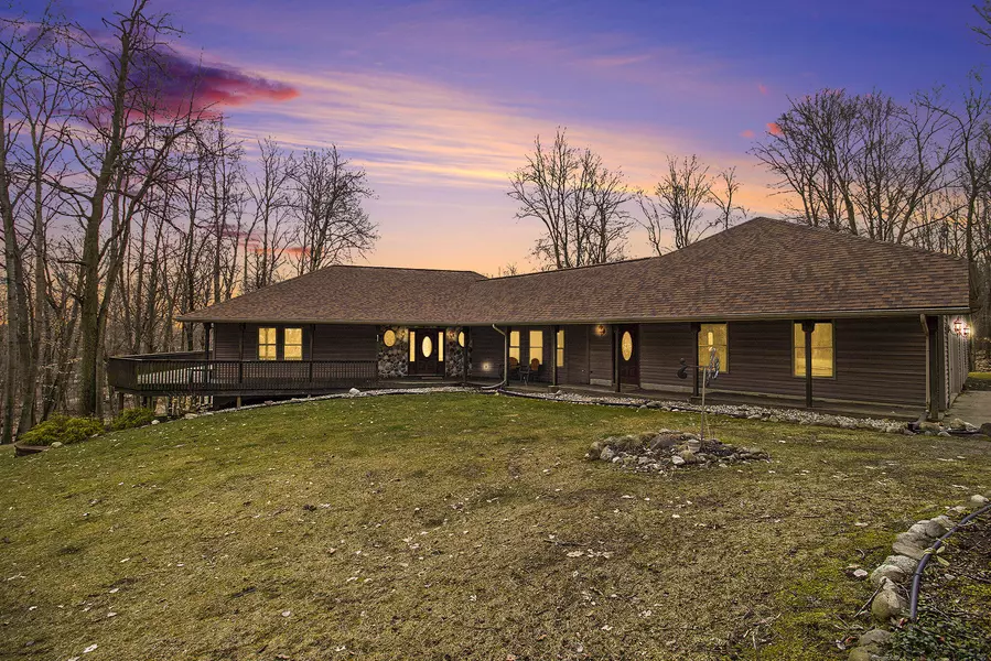 12173 Hart NE Street, Greenville, MI 48838