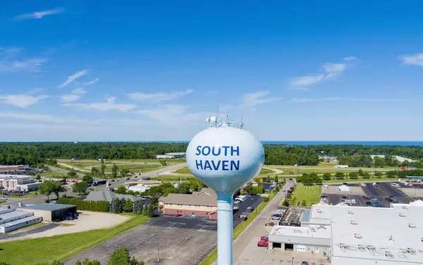 South Haven, MI 49090,71989 CR 388