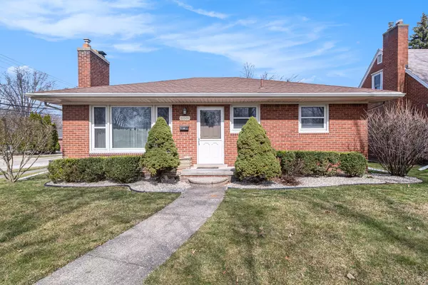 Saint Clair Shores, MI 48080,21901 Edmunton Street