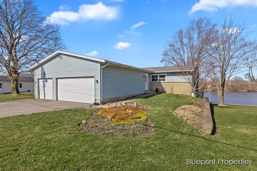 7715 Noffke Drive, Caledonia, MI 49316