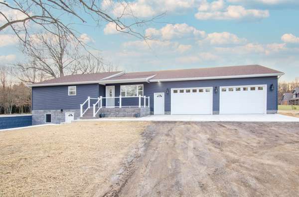 6896 Grand River Road, Rives Junction, MI 49277