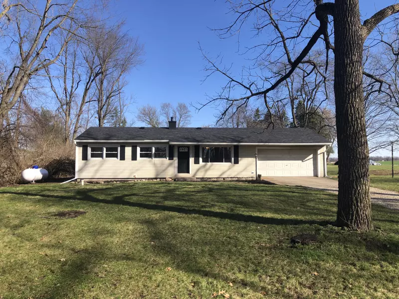 24532 Airline Road, Sturgis, MI 49091