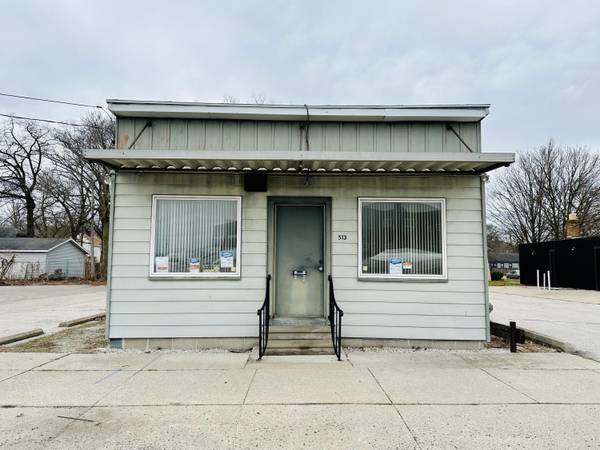 513 W Broadway Avenue,  Muskegon Heights,  MI 49444