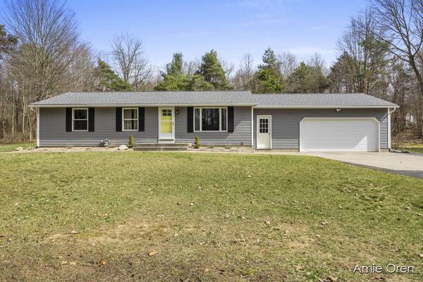 7500 Herrington NE Avenue, Belmont, MI 49306