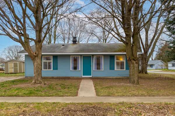 6310 Aldine, Brighton, MI 48116