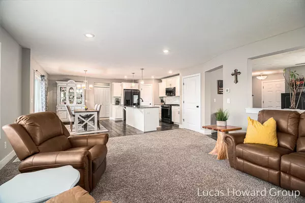 Greenville, MI 48838,9142 Wabasis Pointe NE Drive