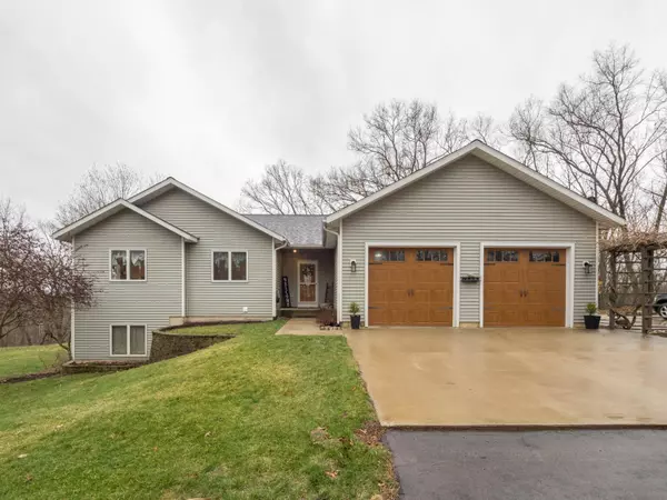 1085 Zellon Drive, Hastings, MI 49058