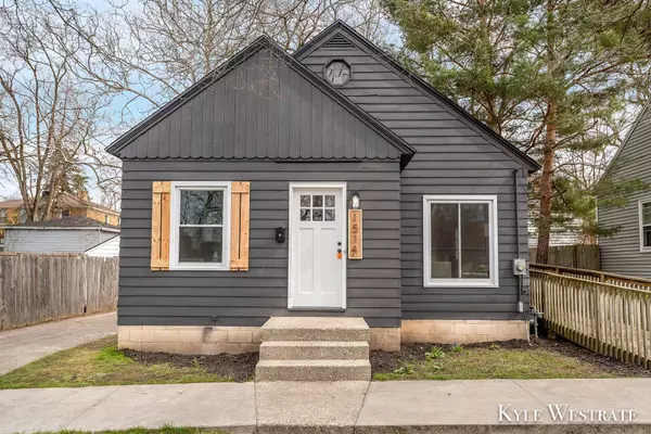 1514 Edward SE Avenue, Grand Rapids, MI 49507