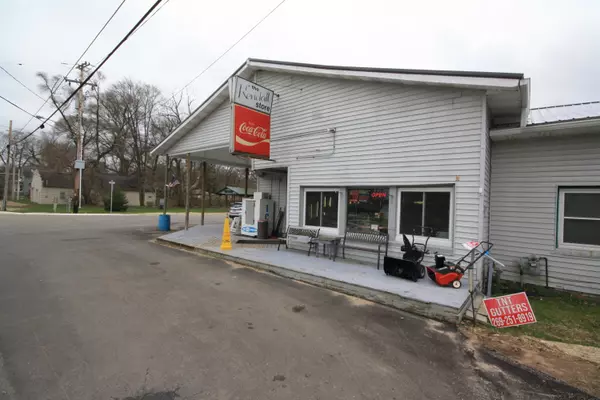 Gobles, MI 49055,27029 Co Rd 388