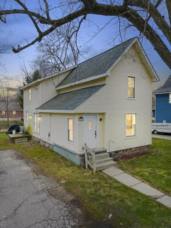 203 Garfield Street, Stockbridge, MI 49285