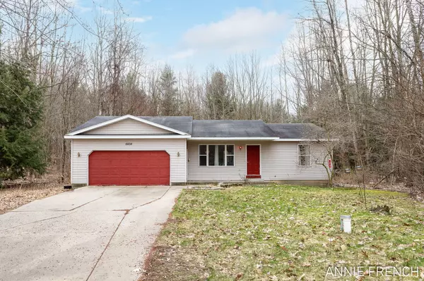 5832 Ell Court, Fennville, MI 49408