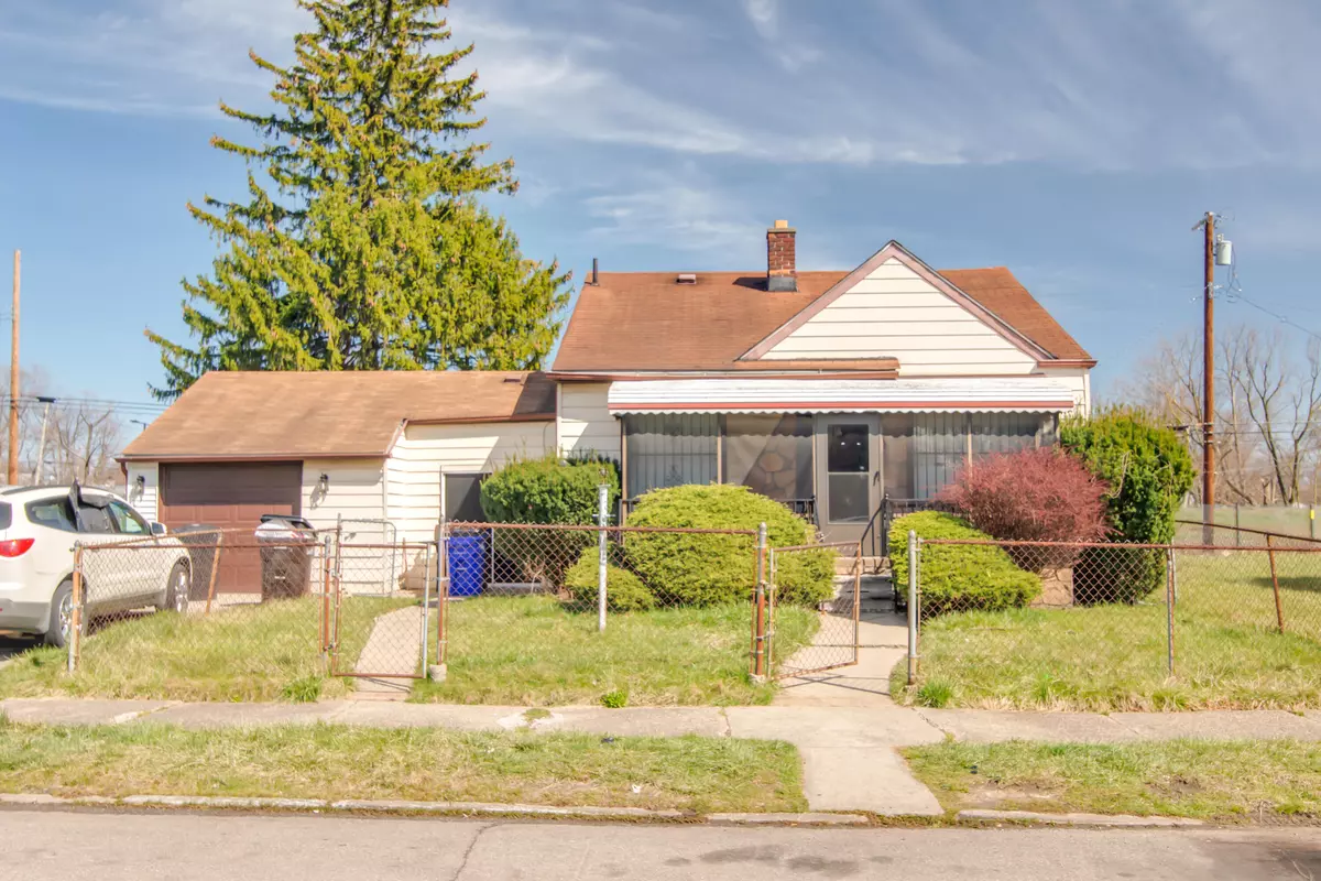 Detroit, MI 48204,8224 Greenlawn Street