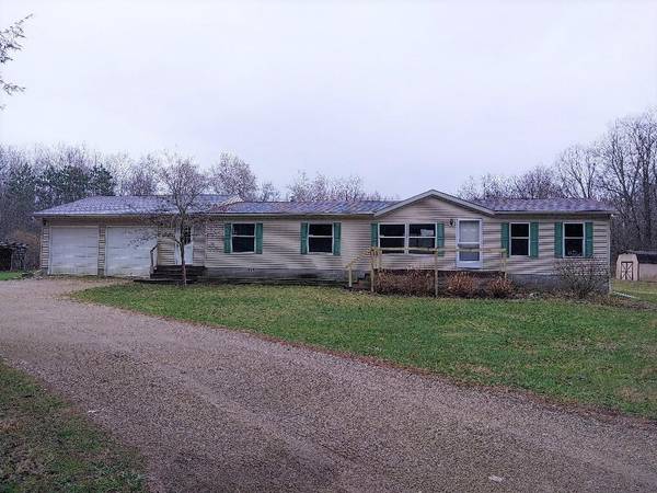 8101 E Hawley Road, Hesperia, MI 49421