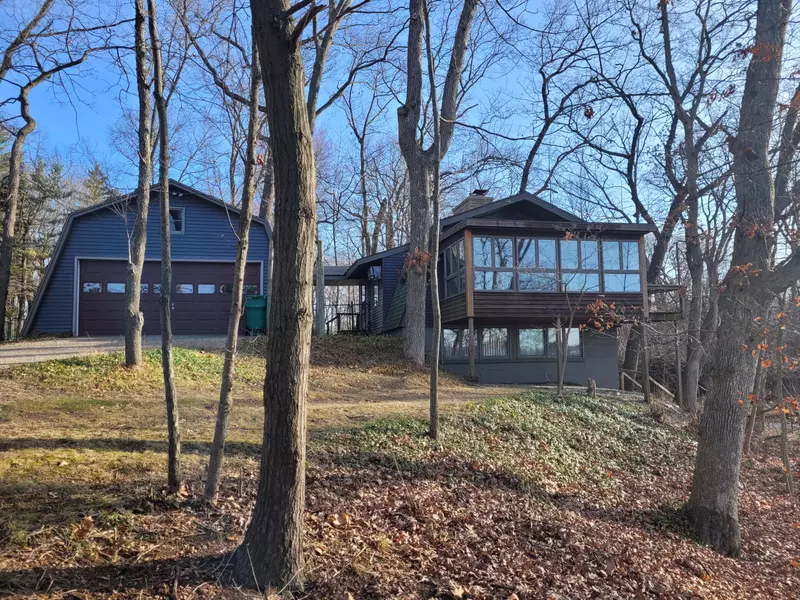 58611 S Burr Oak Road, Colon, MI 49040