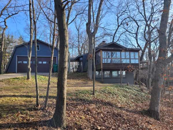 58611 S Burr Oak Road, Colon, MI 49040